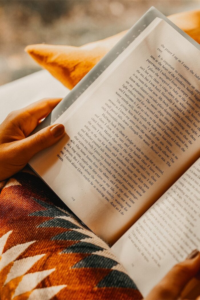 10 Unique Presents for People Who Love Reading